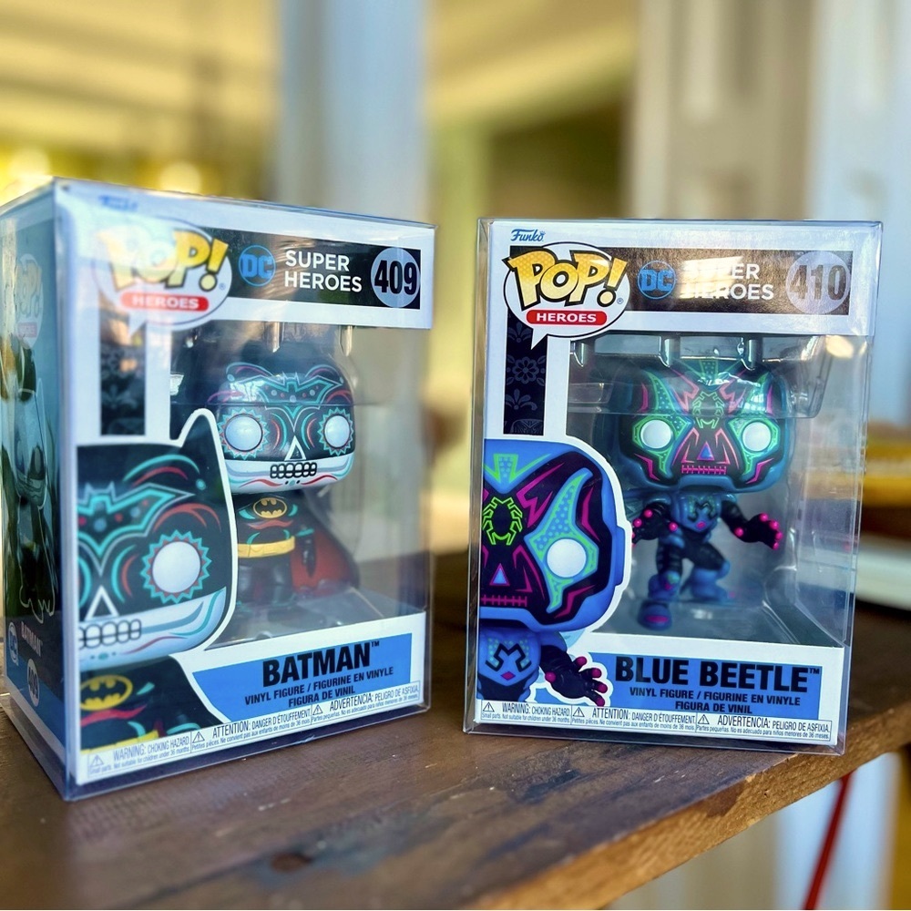 Funko Pop! BUNDLE • Funko Pops DC Super Heroes Batman + Blue Beetle
